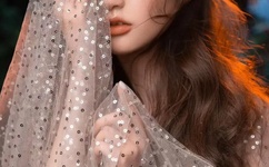 乱码无人区一卡二卡观